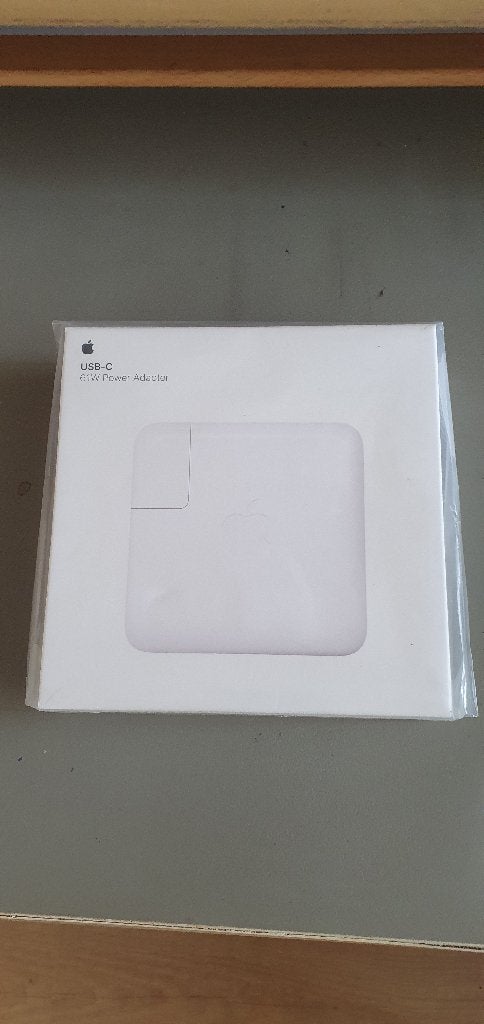 Macbook ac adapter 61W USB-C Nieuwe in doos, Computers en Software, Ophalen, Nieuw, APPLE