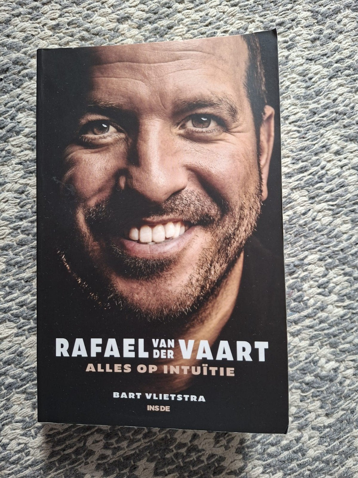 Bart Vlietstra - Rafael van der Vaart, Boeken, Ophalen of Verzenden, Zo goed als nieuw, Sport, Bart Vlietstra