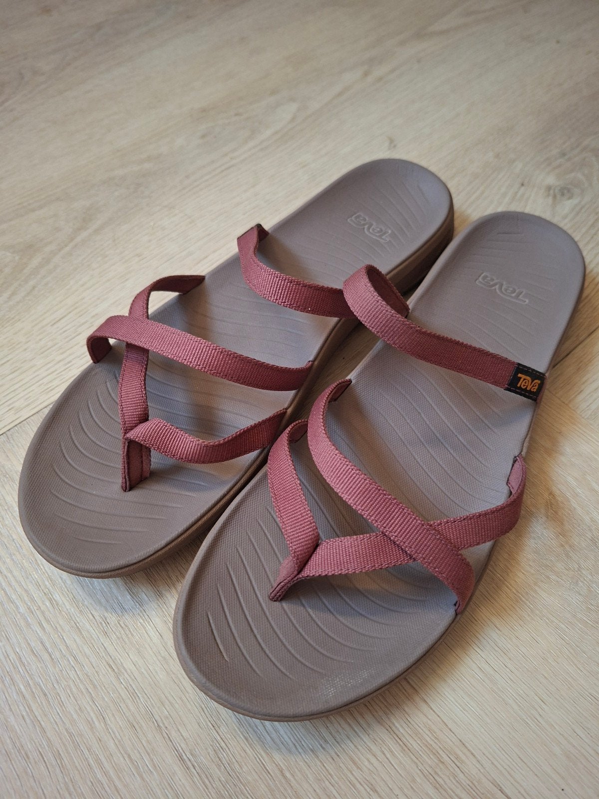 Teva slipper/sandaal dames 42 Traveler Flip, Ophalen of Verzenden, Zo goed als nieuw