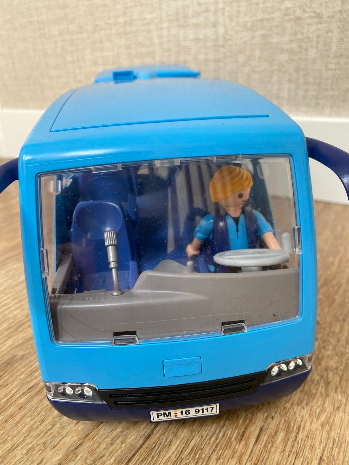 Playmobil FunPark Bus 9117 met figuren en bushalte, Ophalen, Gebruikt, Complete set, Voertuig