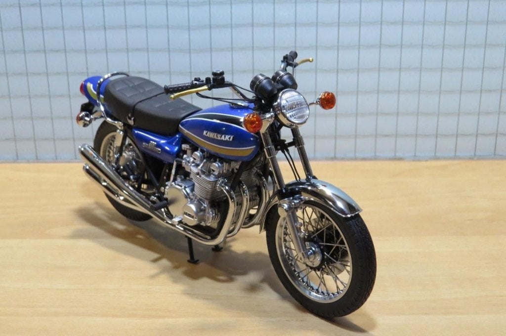 Kawasaki Z900 Z1 super four 1:12 Minichamps, Aachen, Nieuw, Ophalen of Verzenden, 1:9 t/m 1:12