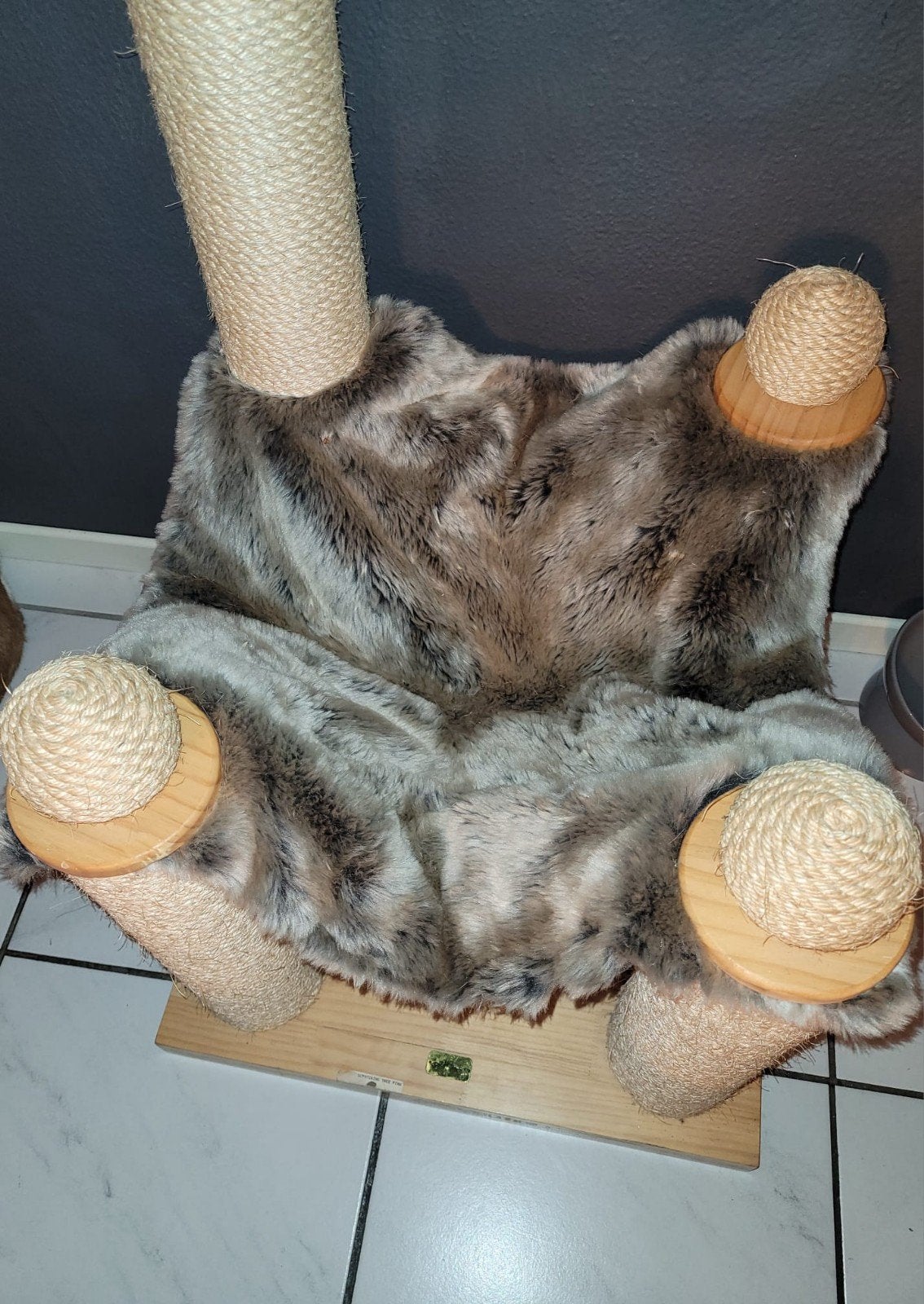Krabpaal met slaapplek, Dieren en Toebehoren, Verzenden, Zo goed als nieuw, Krabpaal