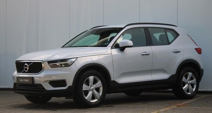 Originele 17 inch Volvo XC40 velgen met winterbanden 7.5mm, Gebruikt, -, -, Banden en Velgen