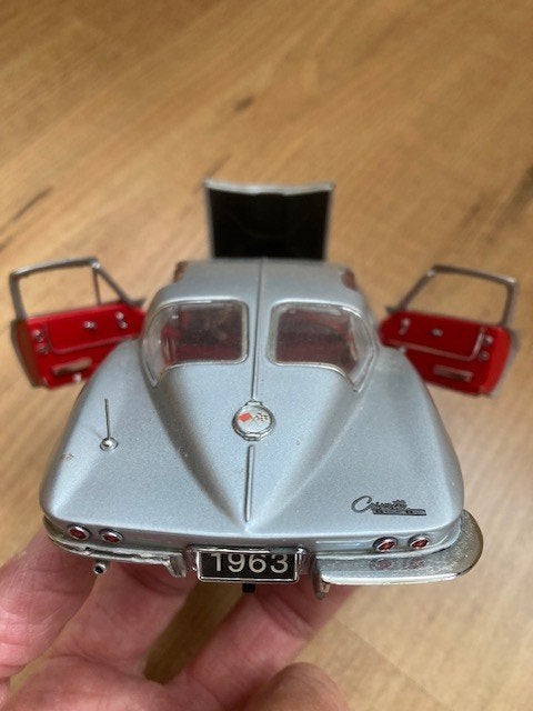 Franklin Mint Corvette schaal 1:43, Ophalen of Verzenden, Gebruikt, Auto, Overige merken