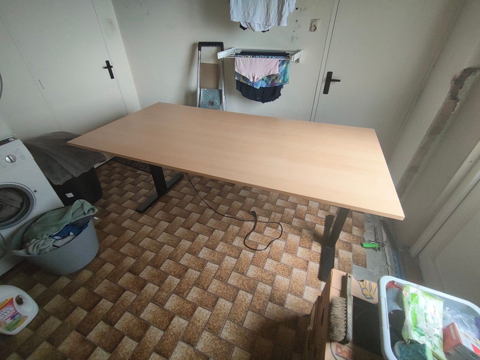 Elektrisch Zit-Sta bureau, Ophalen of Verzenden, Zo goed als nieuw