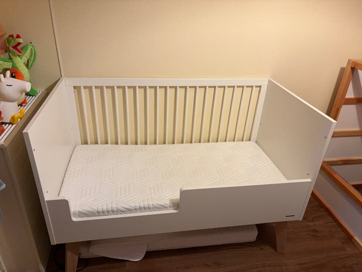 Kidsmill Sixties Kinderbed 70x140 cm + commode