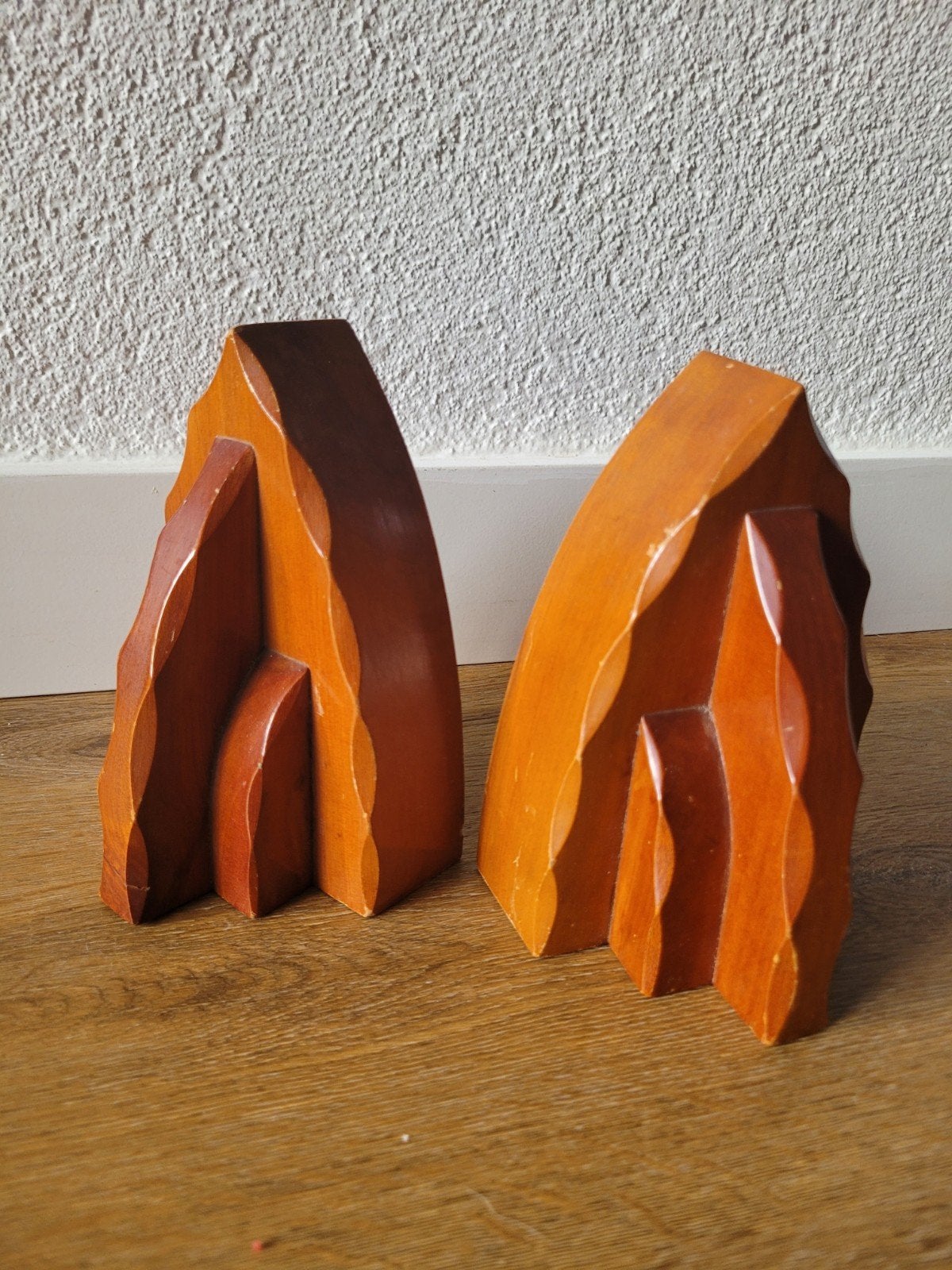 2 Art Deco houten boekensteunen Amsterdamse school, Ophalen of Verzenden