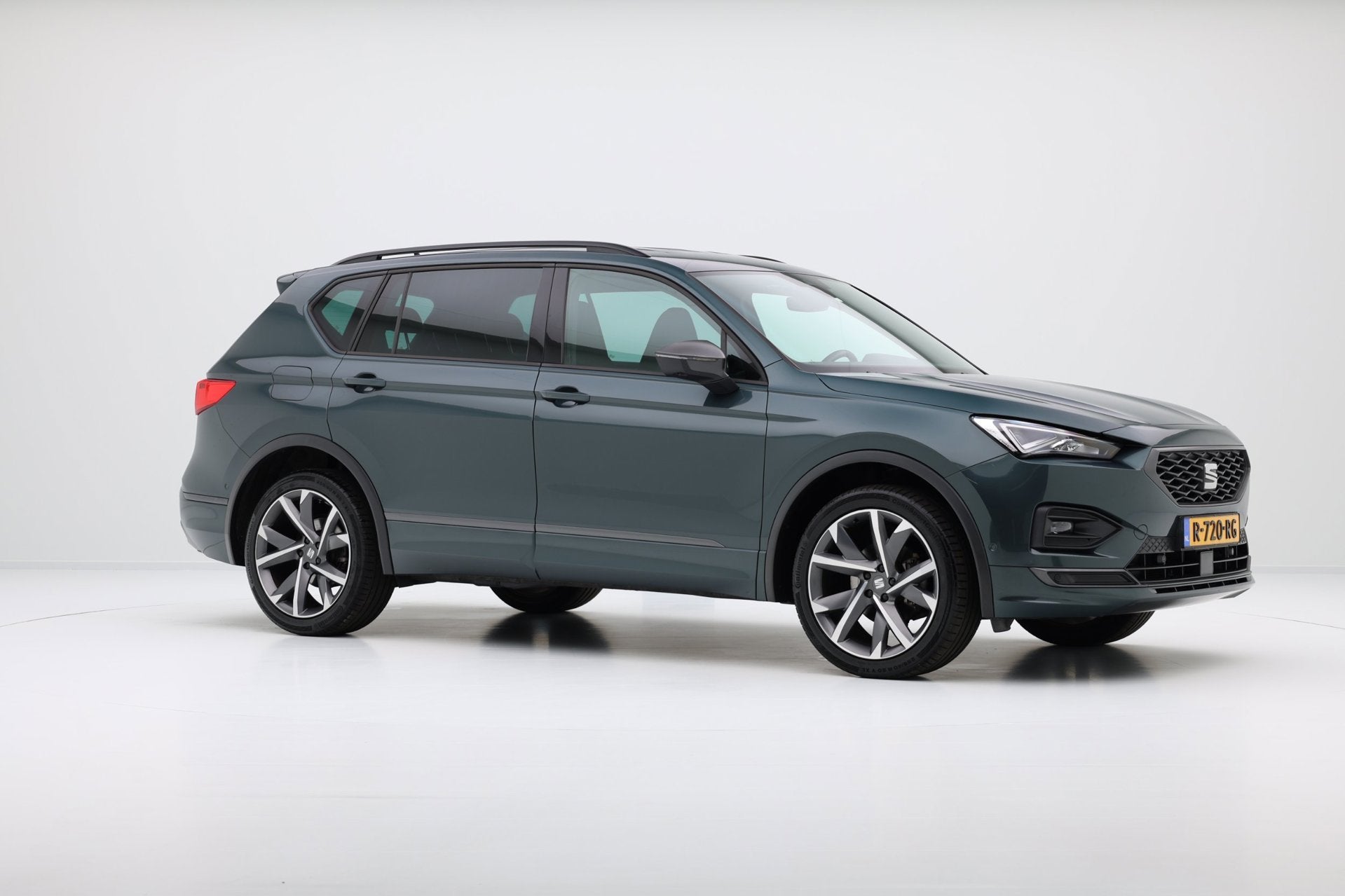 Seat Tarraco 1.5 TSI FR Business Aut. 1e eig.|20" LMV|Trekha, Auto's, Euro 6, 4 cilinders, 150 pk, Leder en Stof