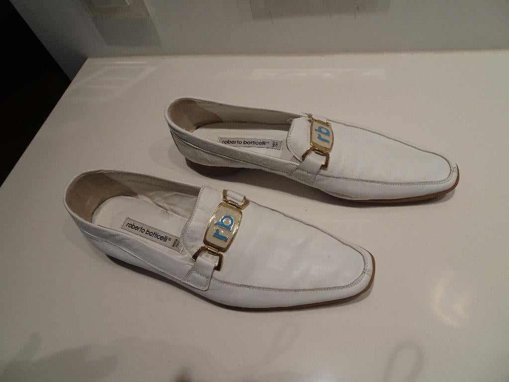 Roberto Botticelli leren witte schoenen met logo RB, Schoenen met lage hakken, Wit, Ophalen of Verzenden, Zo goed als nieuw