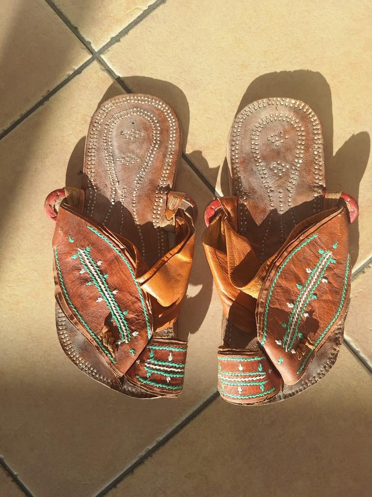 Handgemaakte leren herenslippers, maat 46, Kleding | Heren, Schoenen, Slippers, Bruin, Ophalen of Verzenden, Gedragen