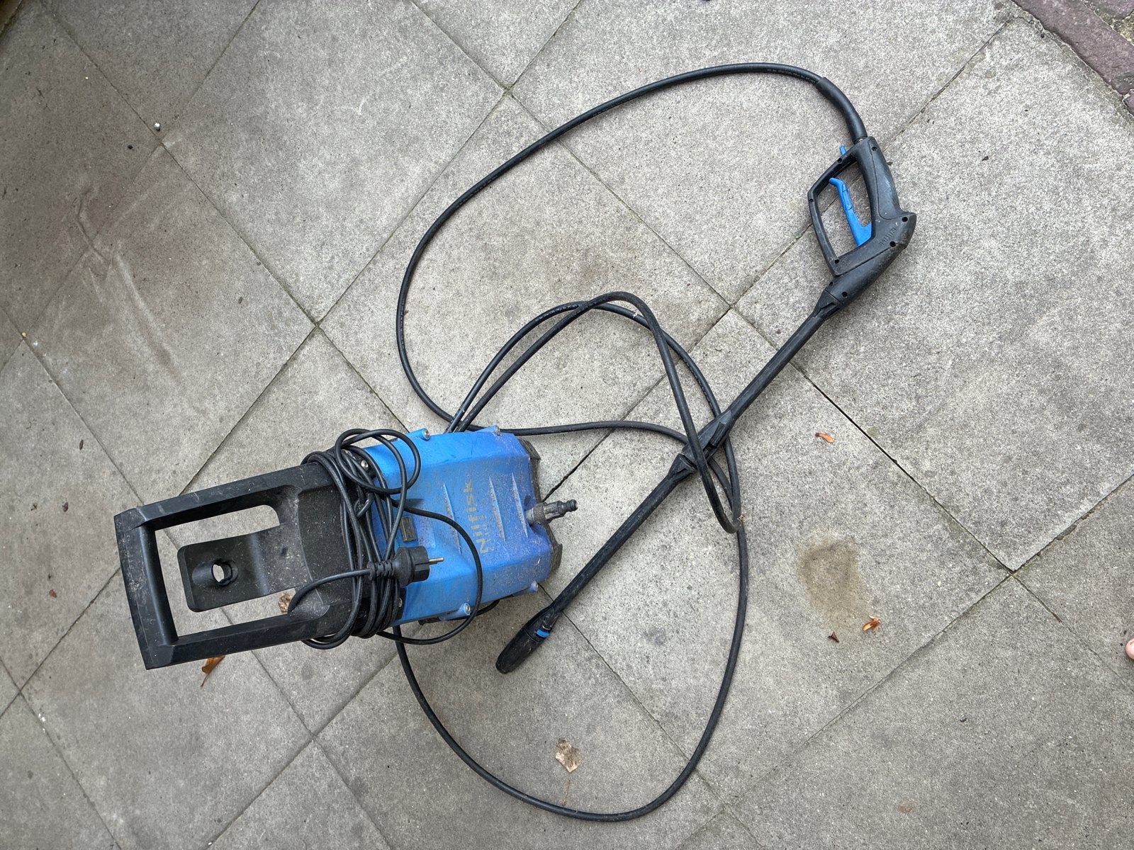 Nilfisk hogedrukreiniger - Krachtige reiniging, Tuin en Terras, Ophalen, Gebruikt, Elektrisch