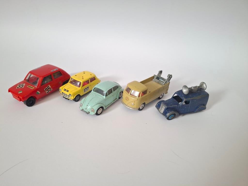 5 vintage autootjes - Tekno Vw Kever Vorgi T2 Dinky Toys, Overige merken, Gebruikt, 1:50 of kleiner, Auto