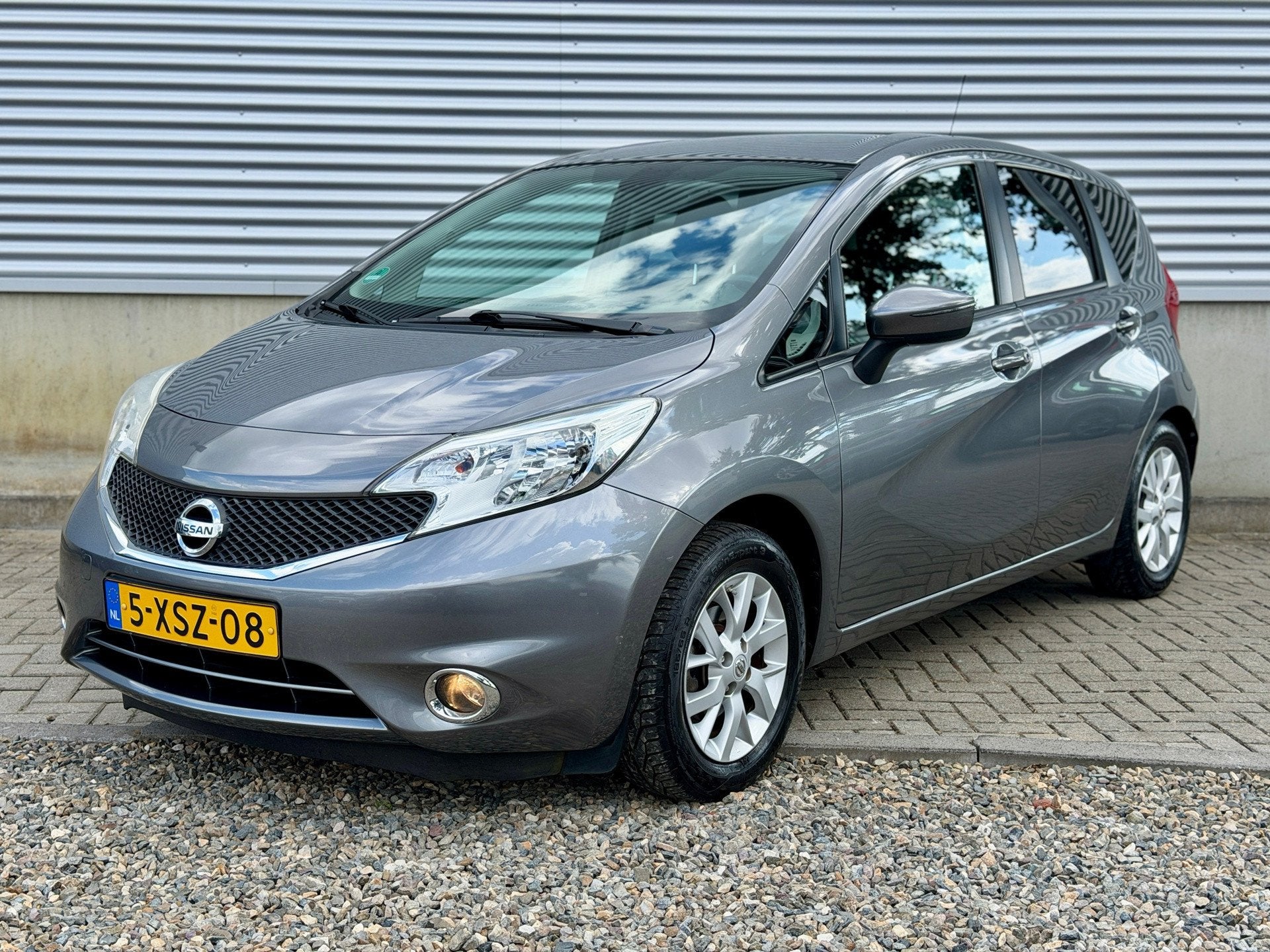 Nissan Note 1.2 Connect Edition [ Fm navi,ecc,cruise,lmv,tre, Euro 5, Zwart, 1198 cc, 49 €/maand