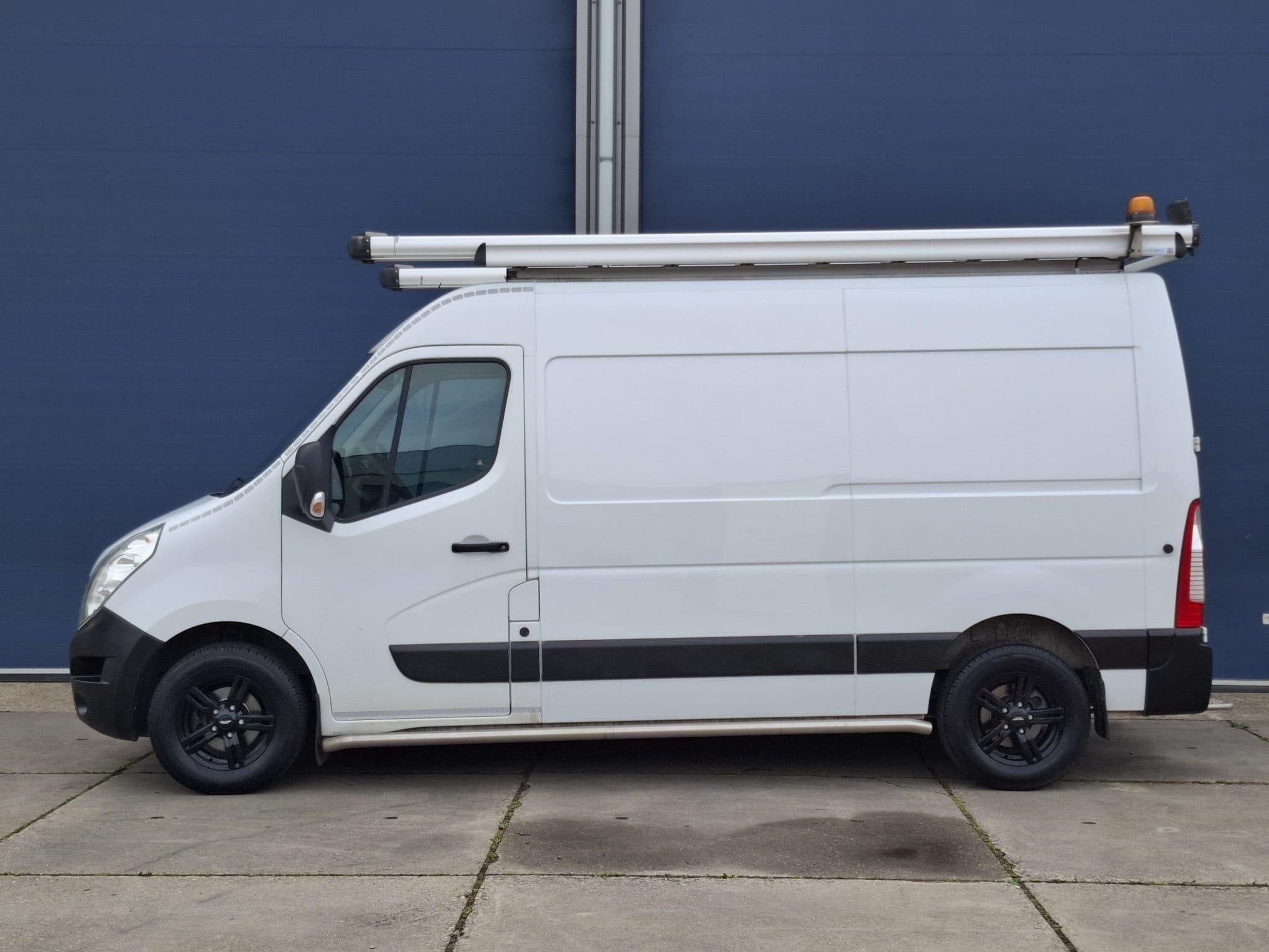 Renault Master T35 2.3 dCi L2H2 AIRCO / CRUISE CONTROLE / IM, Stof, Gebruikt, Euro 6, 4 cilinders