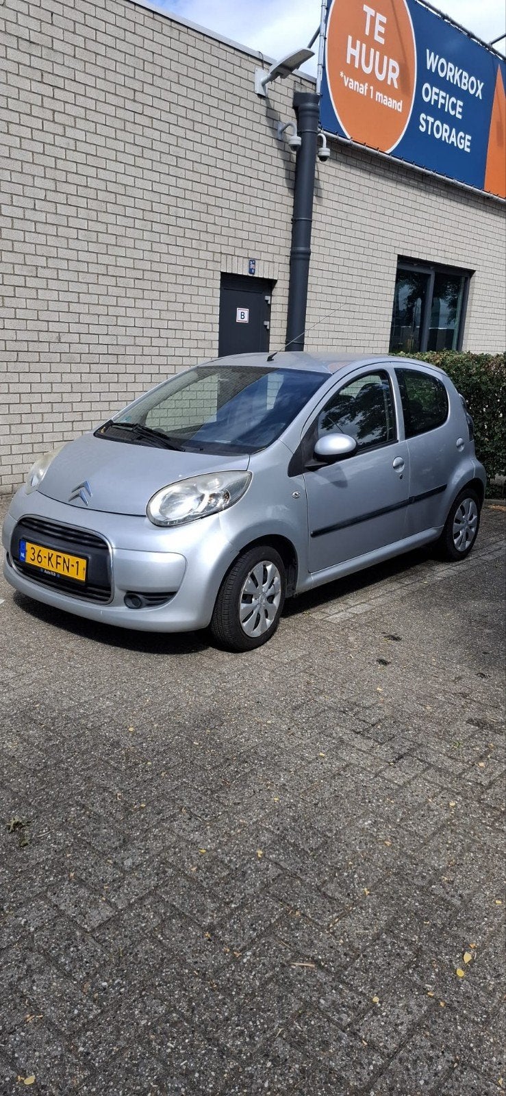 Citroën C1 1.0 5-DRS 2009 Grijs, Auto's, Citroën, Voorwielaandrijving, Zwart, 4 stoelen, C1