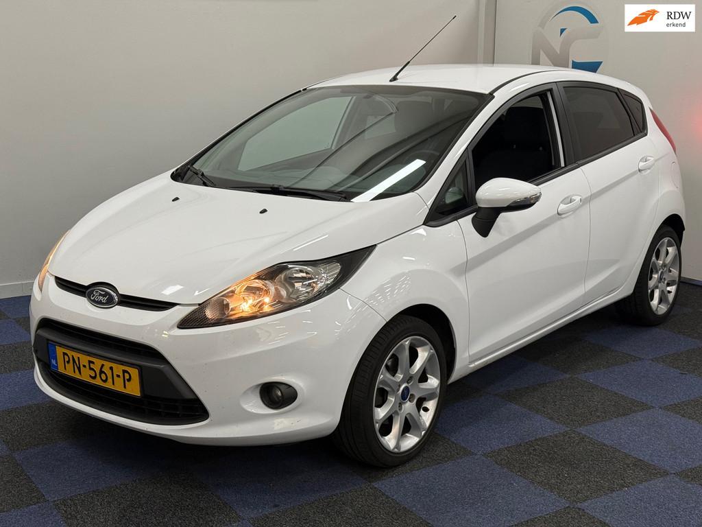 Ford Fiesta 1.25 Trend / NETTE AUTO / NIEUWE APK / RIJDT SCH, Voorwielaandrijving, Euro 5, 1242 cc, 82 pk