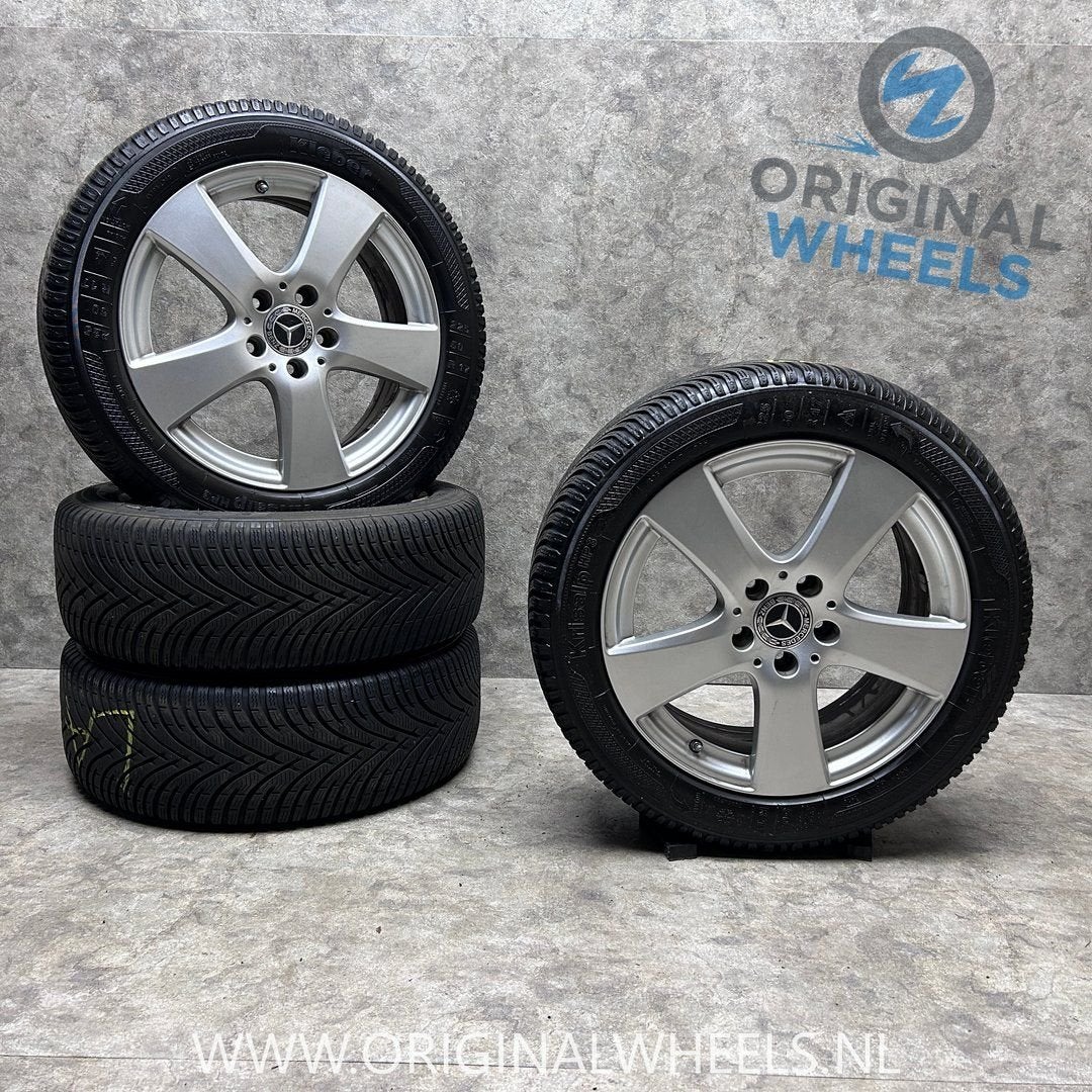 17 inch originele velgen + winterbanden Mercedes C klasse W2, Gebruikt, -, -, Banden en Velgen