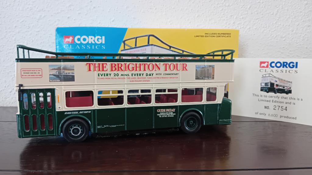 Corgi classic, Ophalen, Nieuw, Bus of Vrachtwagen, Corgi