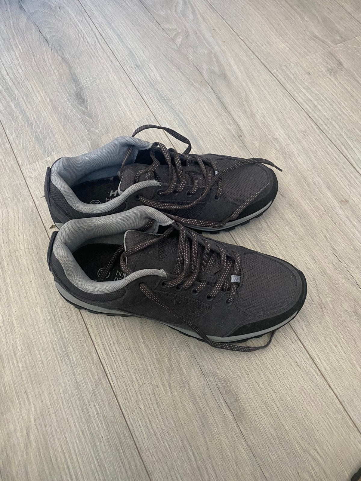 Wandelschoenen, Overige kleuren, Ophalen of Verzenden, Zo goed als nieuw, Wandelschoenen of Bergschoenen