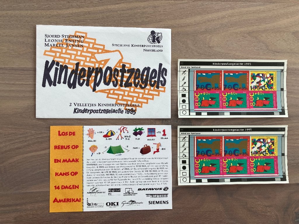 2x Vel Kinderpostzegels 1995 in originele enveloppe, Postzegels en Munten, Postzegels | Nederland, Ophalen of Verzenden, Na 1940