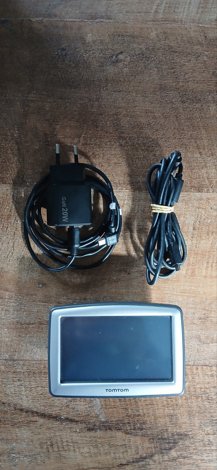TomTom XL navigatiesysteem met kabels (zonder houder), Auto diversen, Autonavigatie, Ophalen of Verzenden, Gebruikt