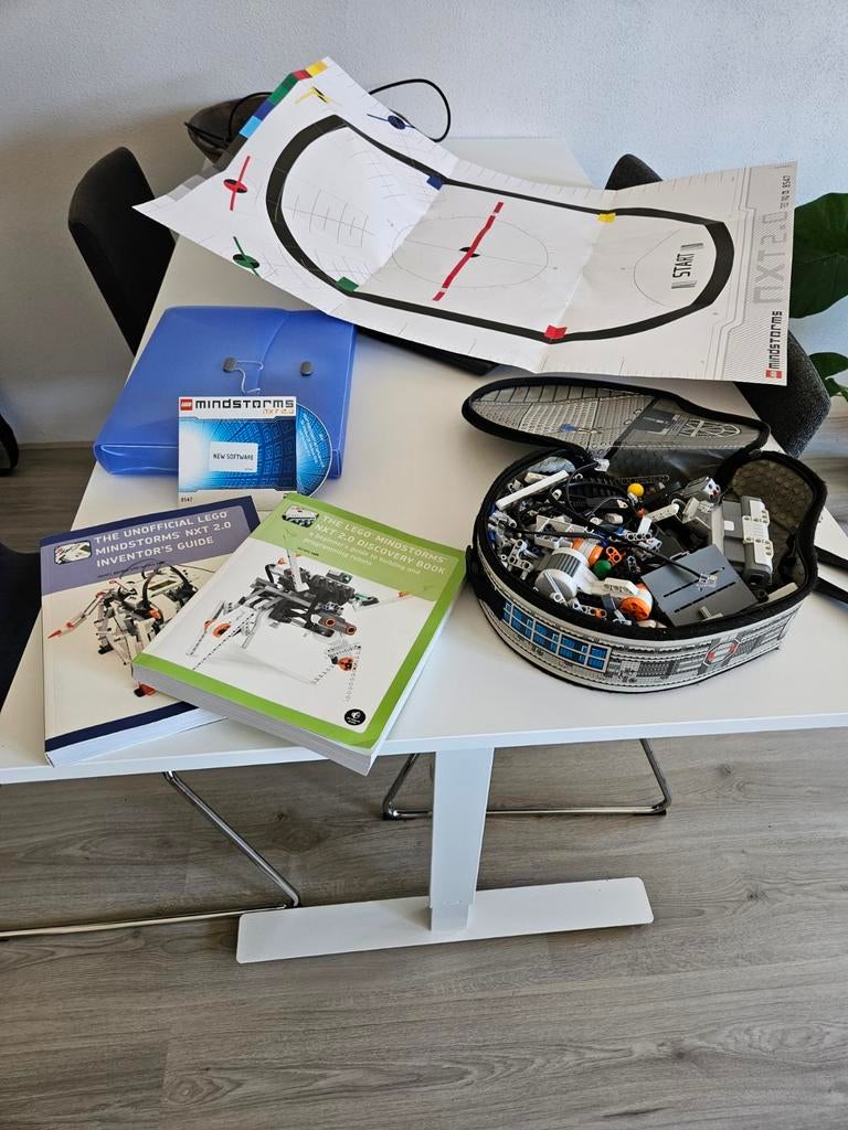 Lego Mindstorms NXT 2.0 Robotica Set met Boeken en Software, Ophalen of Verzenden