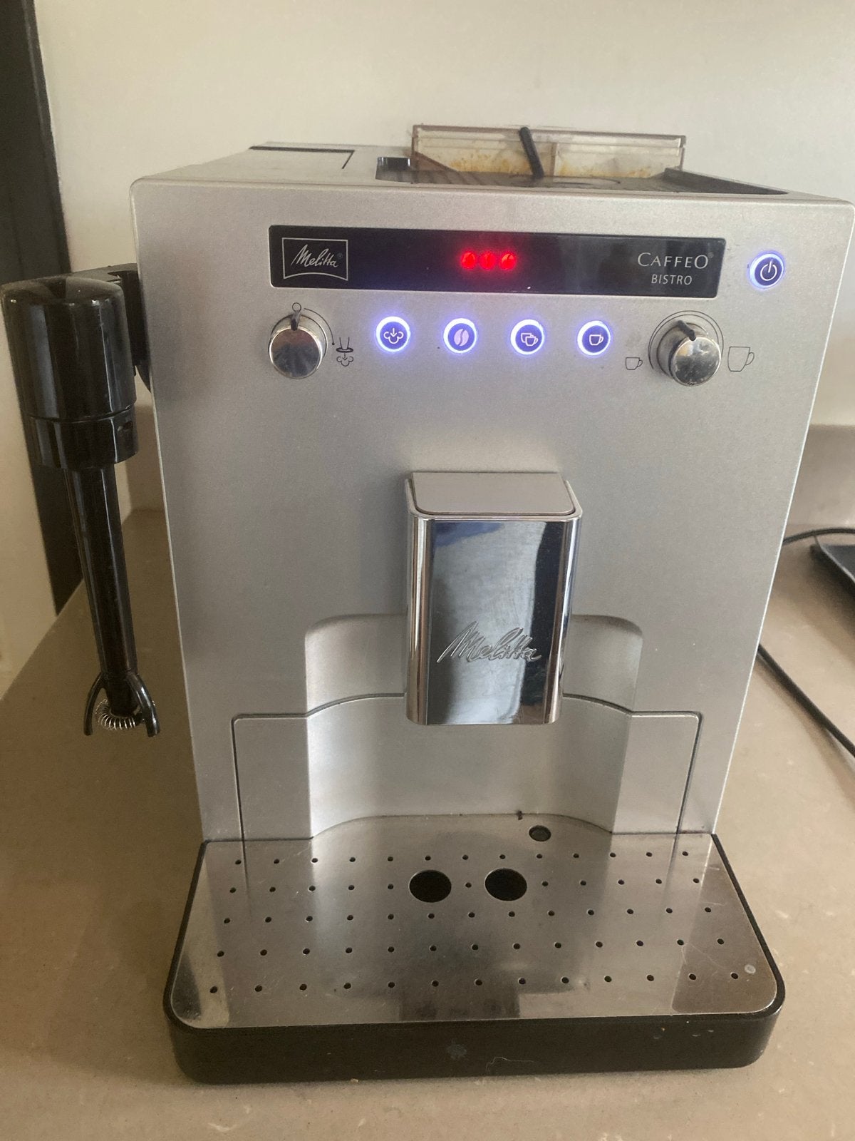 Melitta Caffeo Bistro volautomatische koffiemachine, Witgoed en Apparatuur, Koffiezetapparaten, Afneembaar waterreservoir, Gebruikt