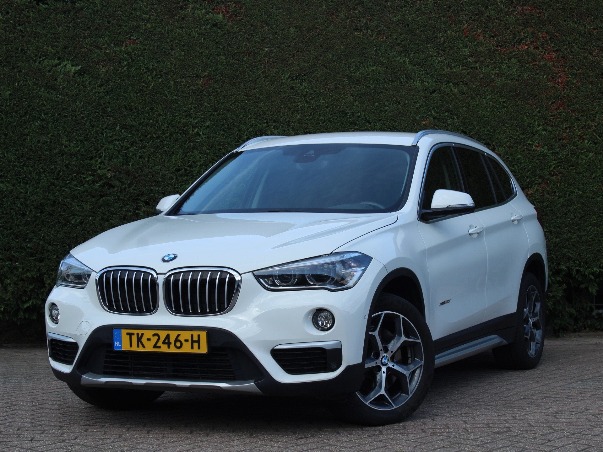BMW X1 xDrive20i Centennial High Executive (bj 2016), Auto's, 1998 cc, Automatische klimaatregeling, Gebruikt, 2000 kg
