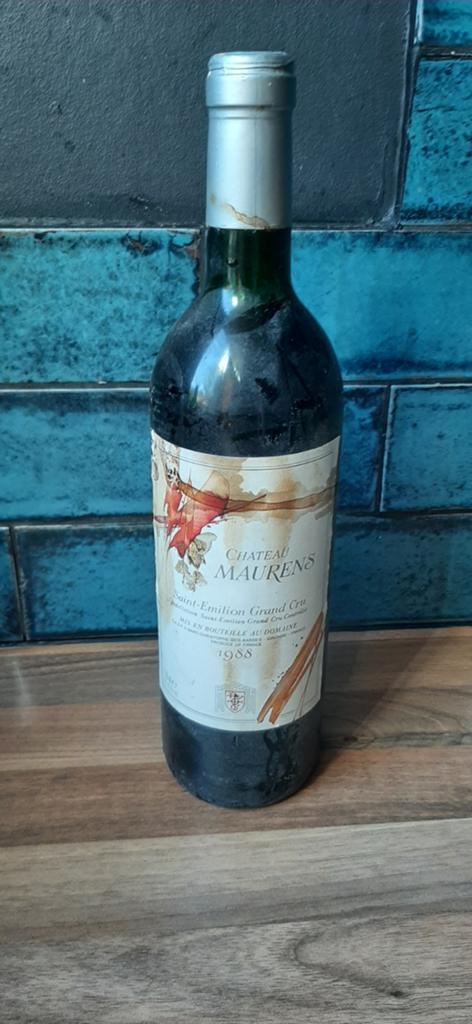 Fles wijn uit 1988, Ophalen, Frankrijk, Rode wijn