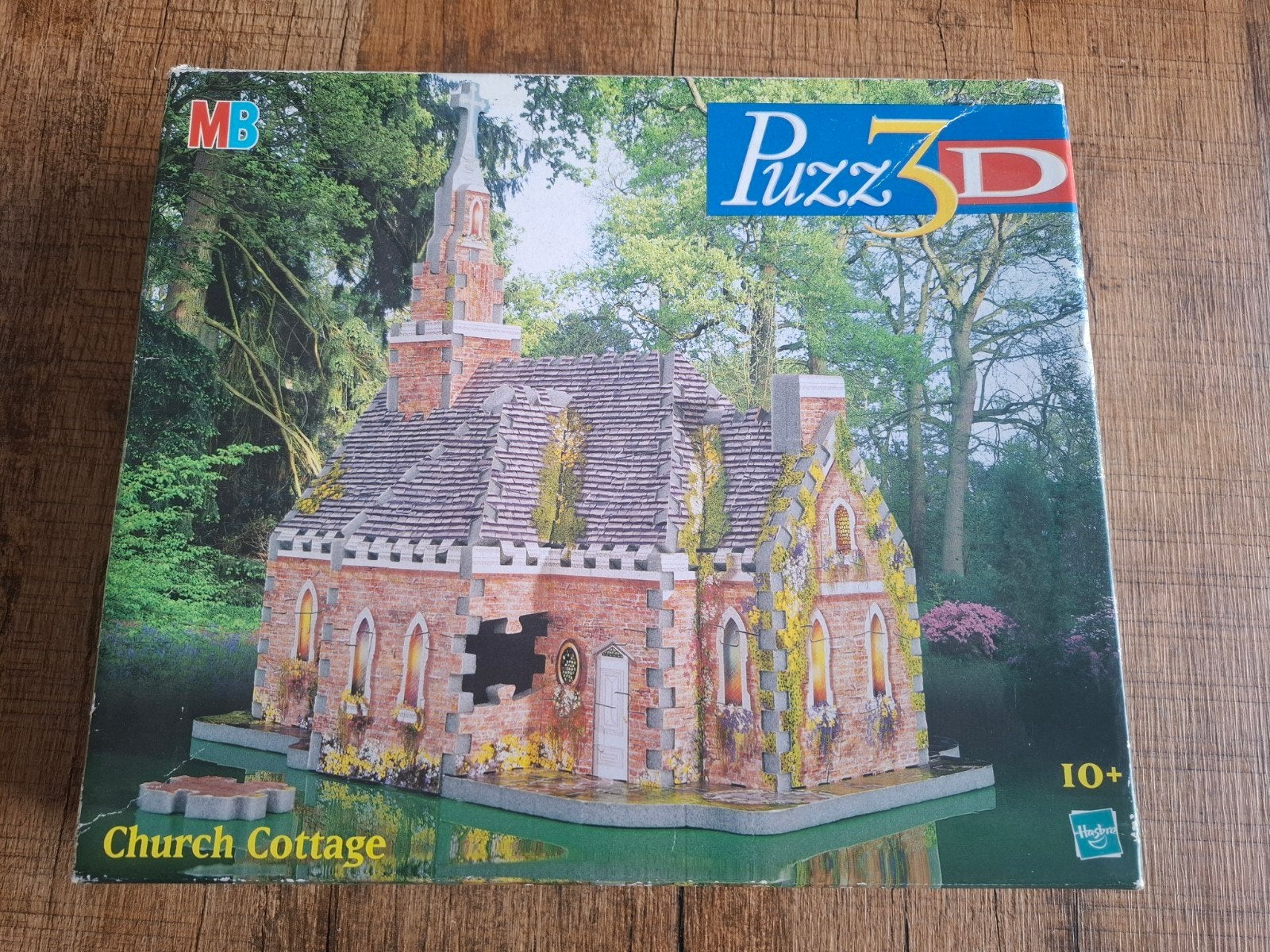 MB Puzz 3D Kerk Cottage 254 stukjes - Gebruikt, Ophalen of Verzenden