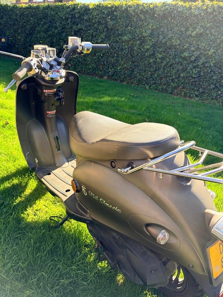 BTC Old Classic Scooter 2016 - Geel Kenteken (Opknapper), Ophalen of Verzenden, Gebruikt, Benzine, Overige merken