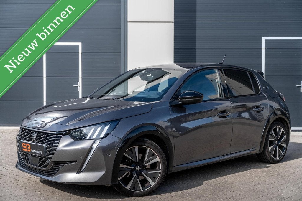Peugeot 208 1.2 PureTech GT Carplay|360 Cam|Navi|LED|Vol!, 101 pk, Zwart, 1199 cc, Bedrijf