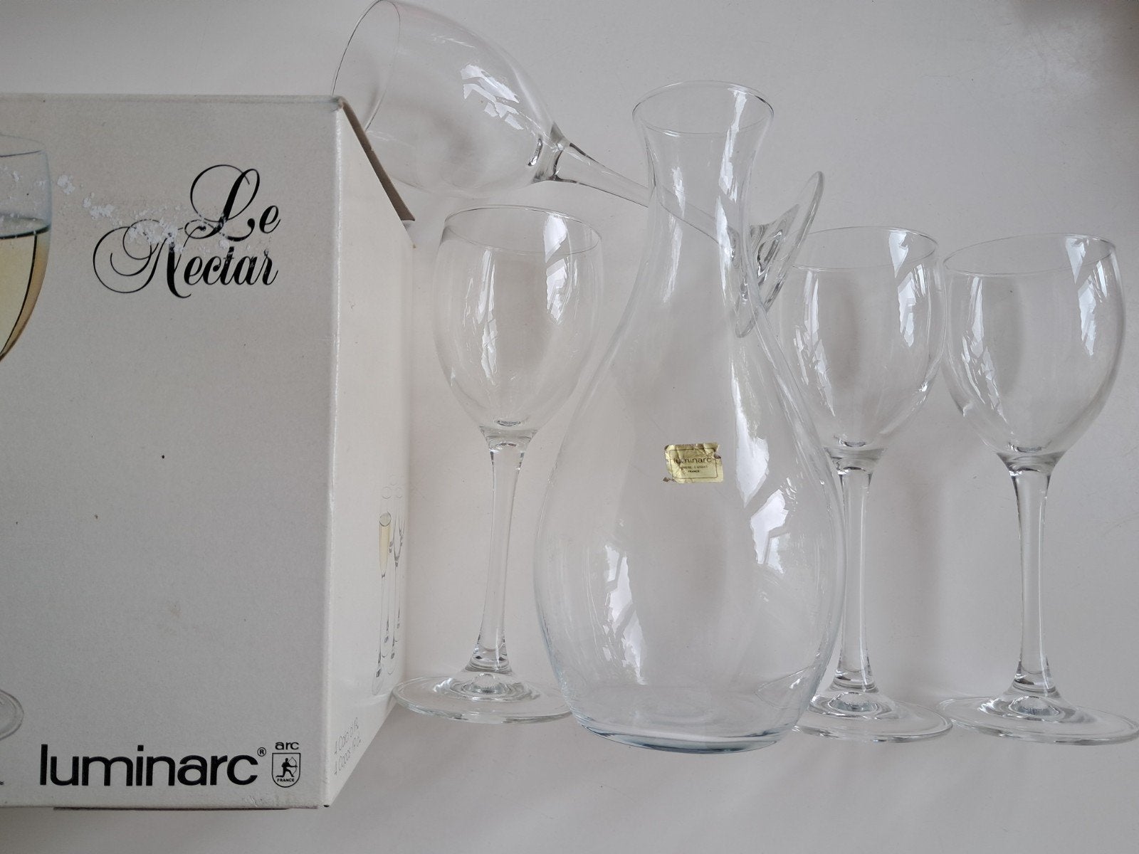 Luminarc France wijnglazen met bijpassende Luminarc karaf, Verzamelen, Ophalen of Verzenden, Nieuw, Overige typen