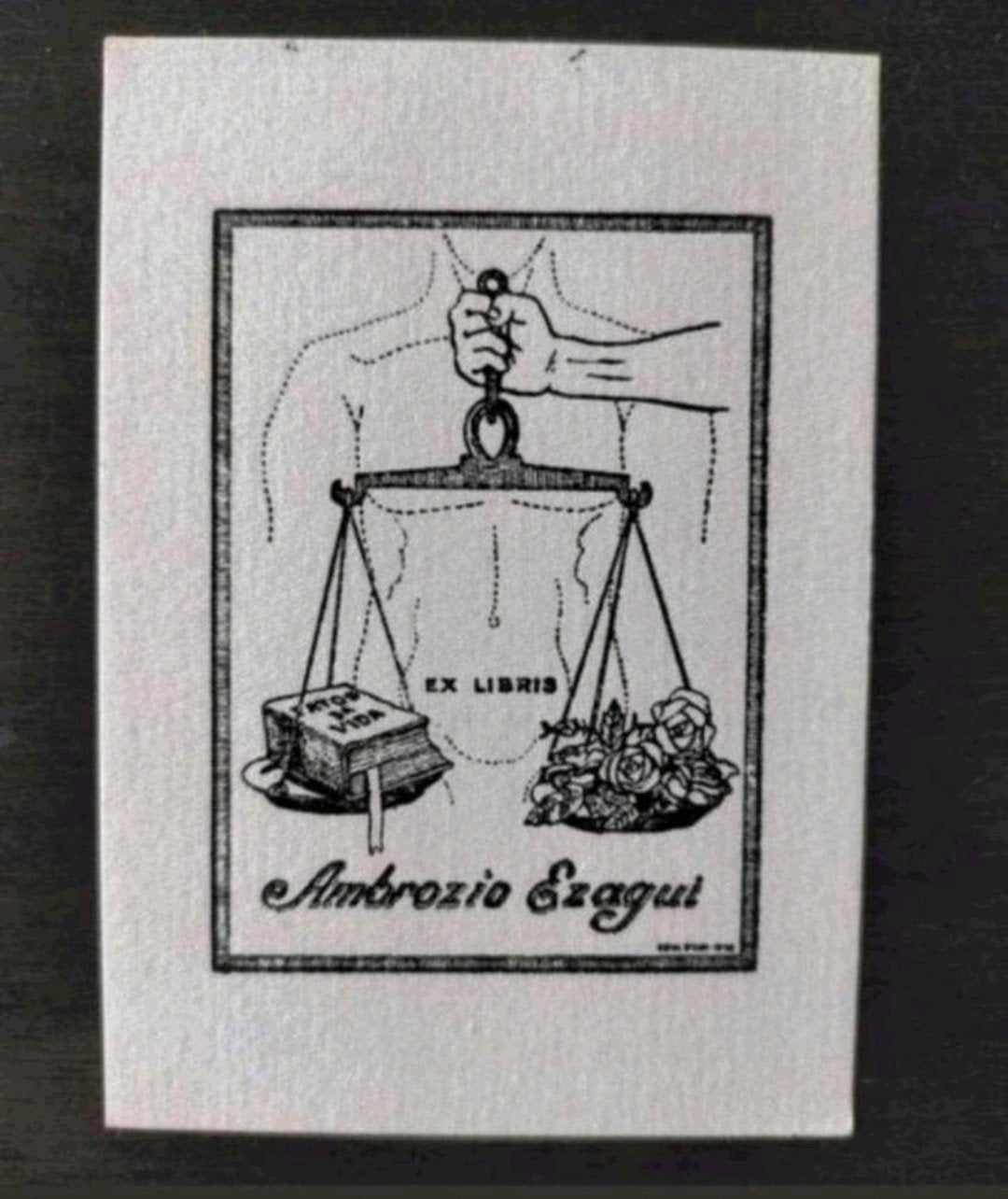 Exlibris Ambrozio Ezagui (medici, weegschaal, roos, hand), Antiek en Kunst, 10 cm, 7 cm, Origineel, 1900 - 1949