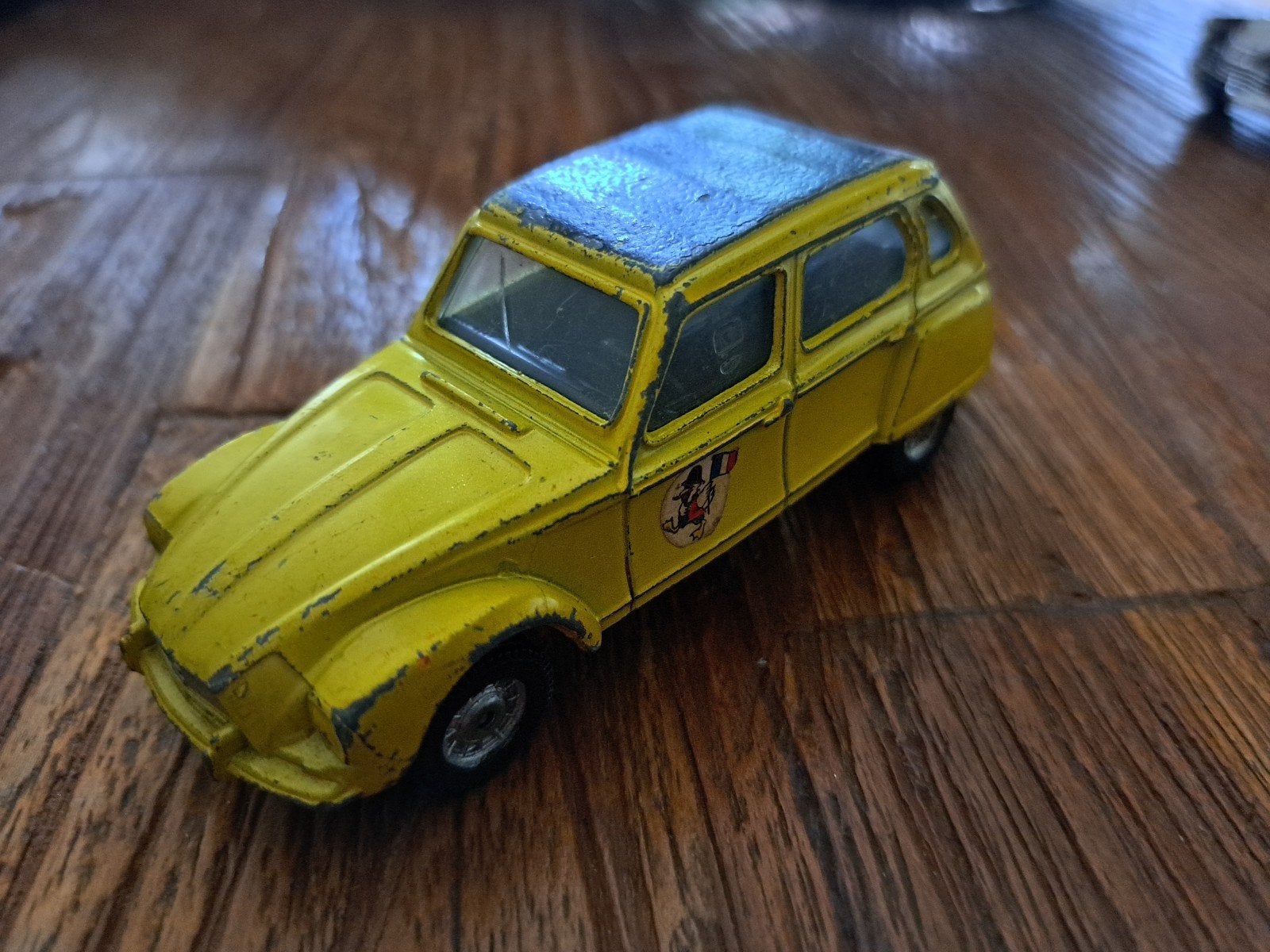 Corgi Citroën Dyane - Geel - Bespeeld, Ophalen of Verzenden