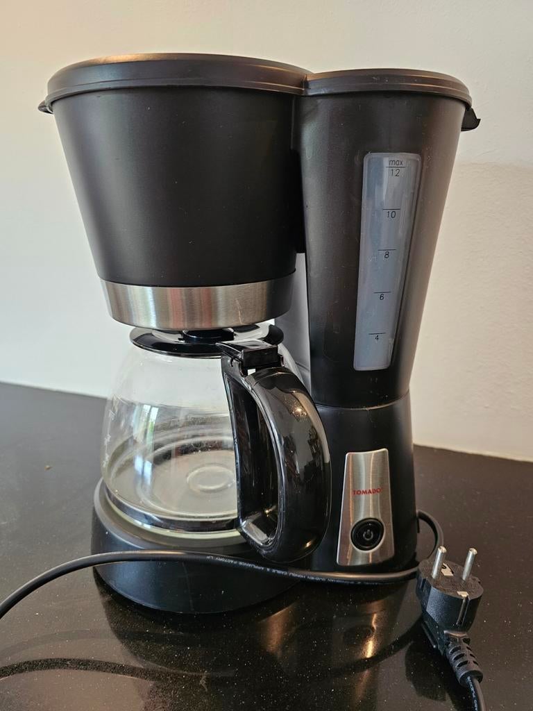 Tomado koffiezetapparaat, Afneembaar waterreservoir, Gebruikt, 10 kopjes of meer, Koffiemachine