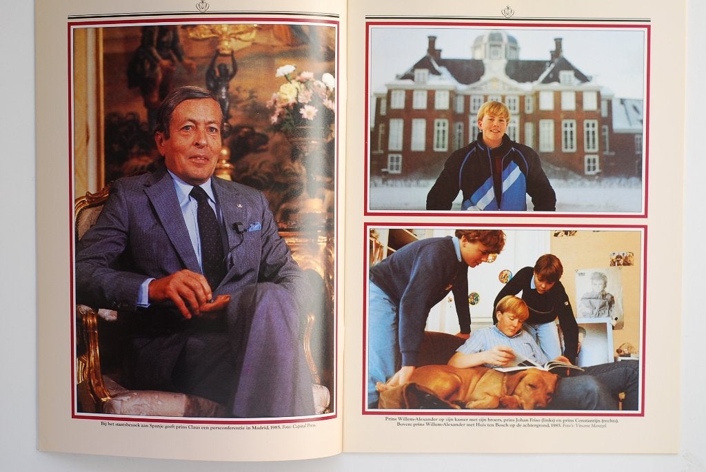 Koninklijk Album Vorsten 1985 - Portretten van Oranje, Verzenden, Zo goed als nieuw