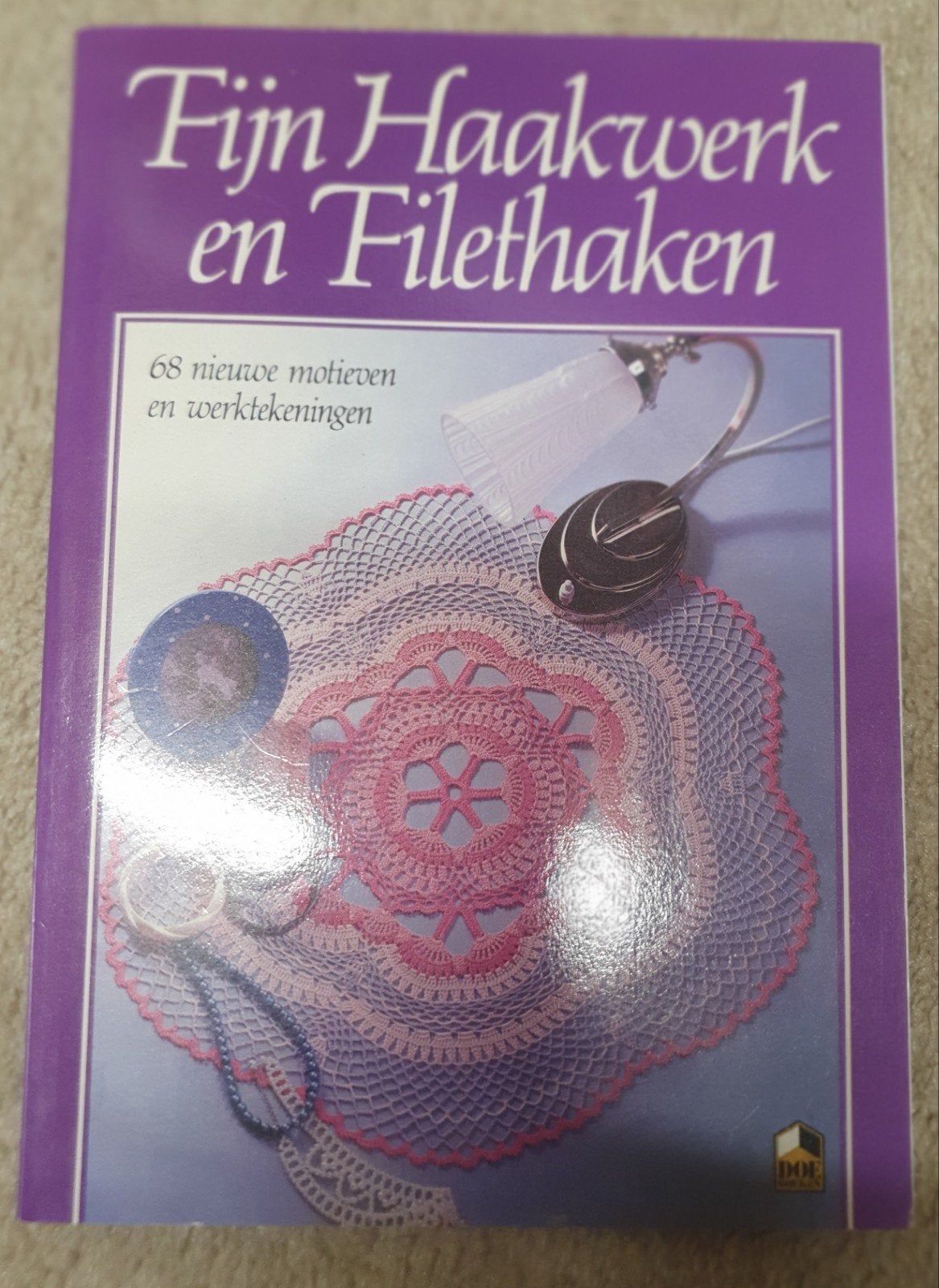 Fijn Haakwerk en Filethaken - 68 nieuwe motieven, Boeken, Ophalen of Verzenden, Gelezen, Breien en Haken