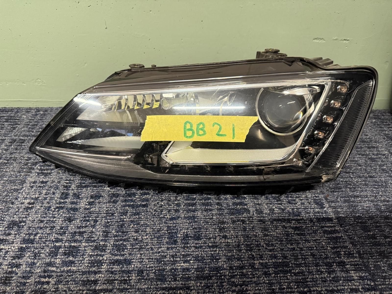 Volkswagen Jetta VI Koplamp, Gebruikt, -, -, Ophalen of Verzenden