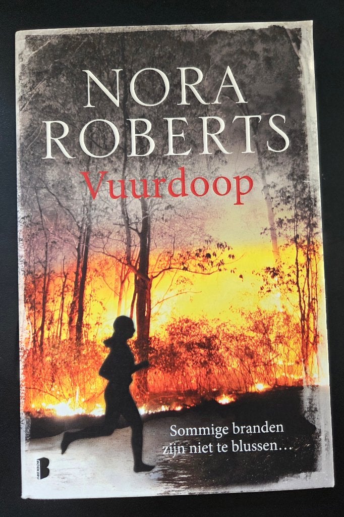 Nora Roberts - Vuurdoop, Verzenden, Zo goed als nieuw, Nora Roberts, Amerika