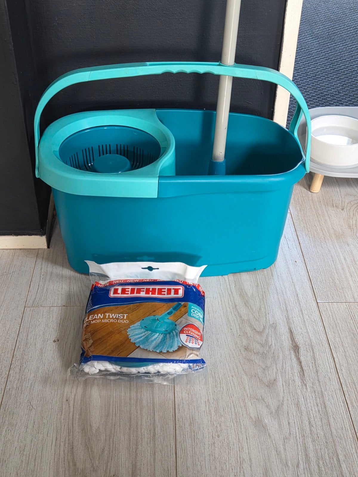 Leifheit Clean Twist Mop en Emmer Set - Nieuw, Huis en Inrichting, Schoonmaakartikelen, Ophalen, Dweilemmer, -bak, of -wagen