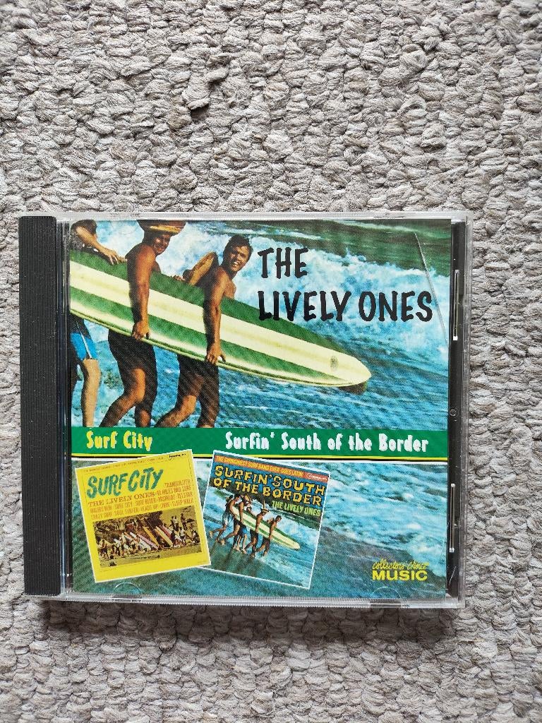 The Lively Ones Surf City Surfin' South of the Border, Ophalen of Verzenden, Zo goed als nieuw