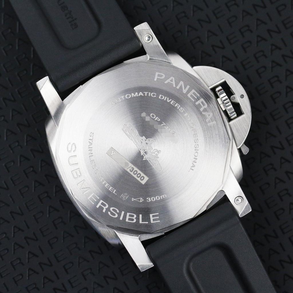 Panerai Submersible QuarantaQuattro 44 (Zeer goed/ 2022), Overige merken, Staal, Polshorloge, Kunststof