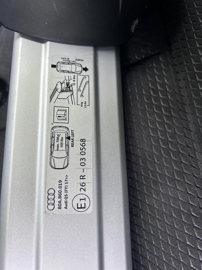 Dakdragerset Origineel Audi Q5, Auto diversen, Dakdragers, Ophalen, Zo goed als nieuw