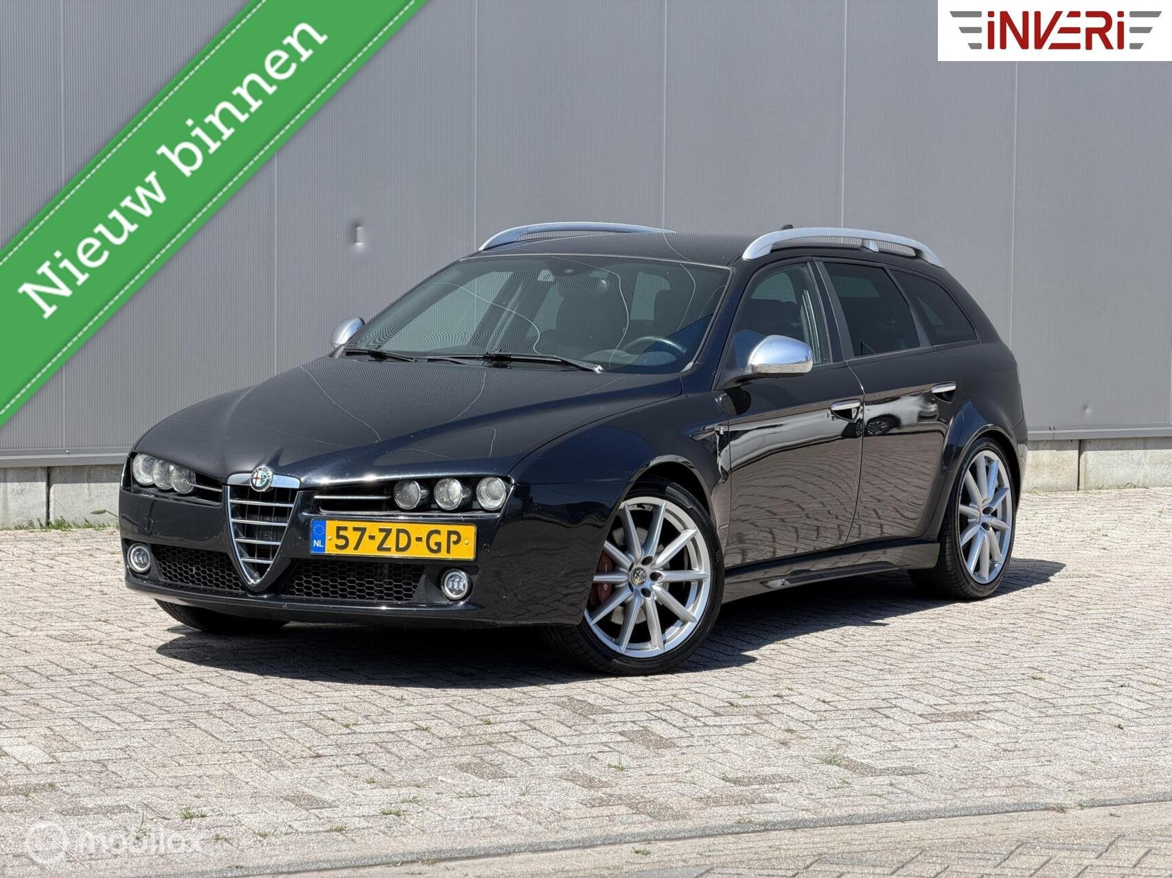 Alfa Romeo 159 Sportwagon 1.9 JTD | Leder! | Trekhaak | PDC, Auto's, Alfa Romeo, Voorwielaandrijving, Gebruikt, Zwart, 4 cilinders