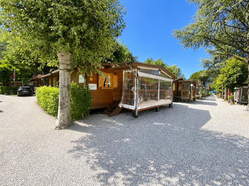 Mobile homes / Chalets te koop Porlezza Noord Italie., Aan zee, Recreatiepark