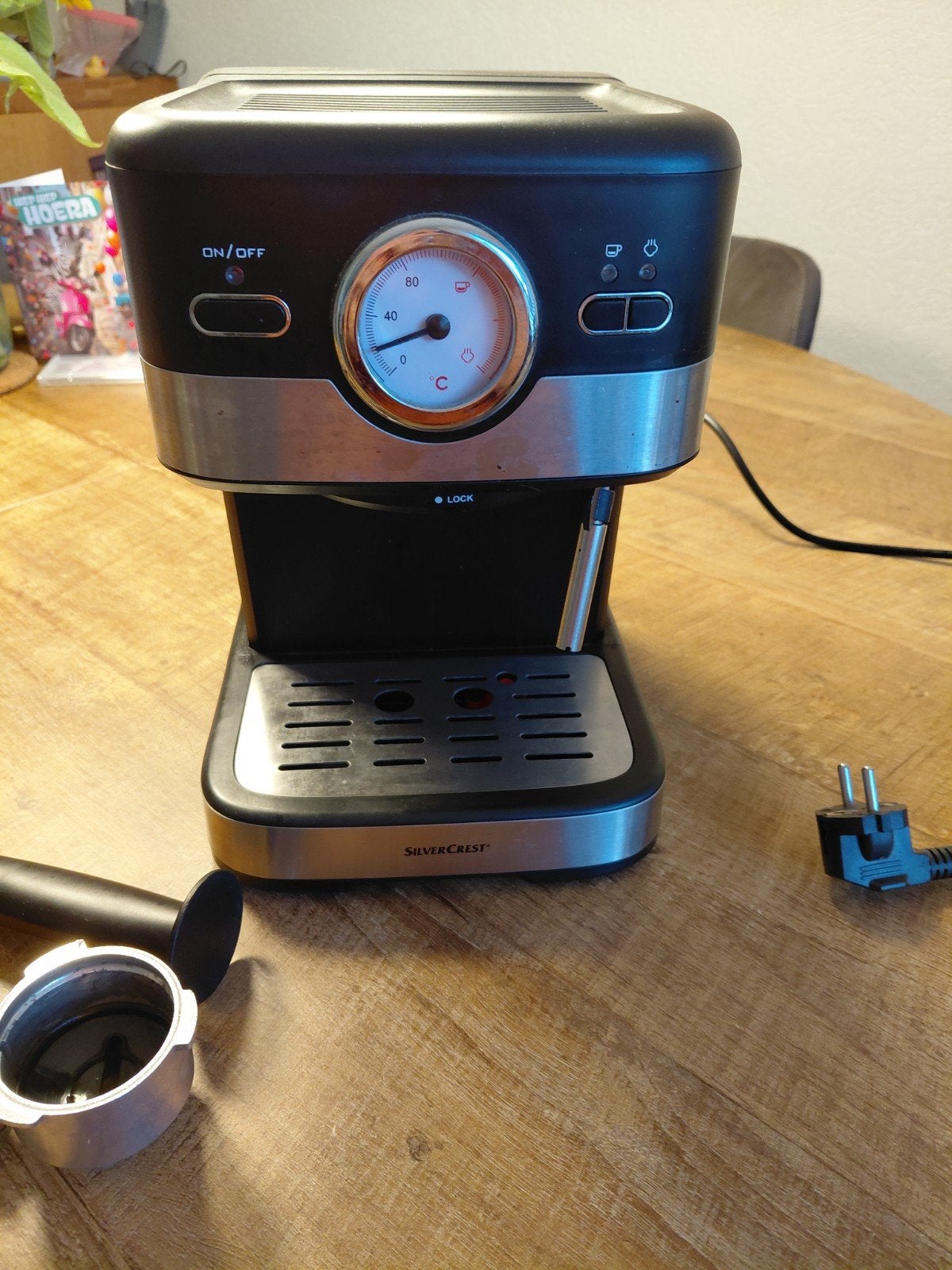 SilverCrest Piston machine- weinig gebruikt, Espresso apparaat, Gemalen koffie, Ophalen of Verzenden, Zo goed als nieuw