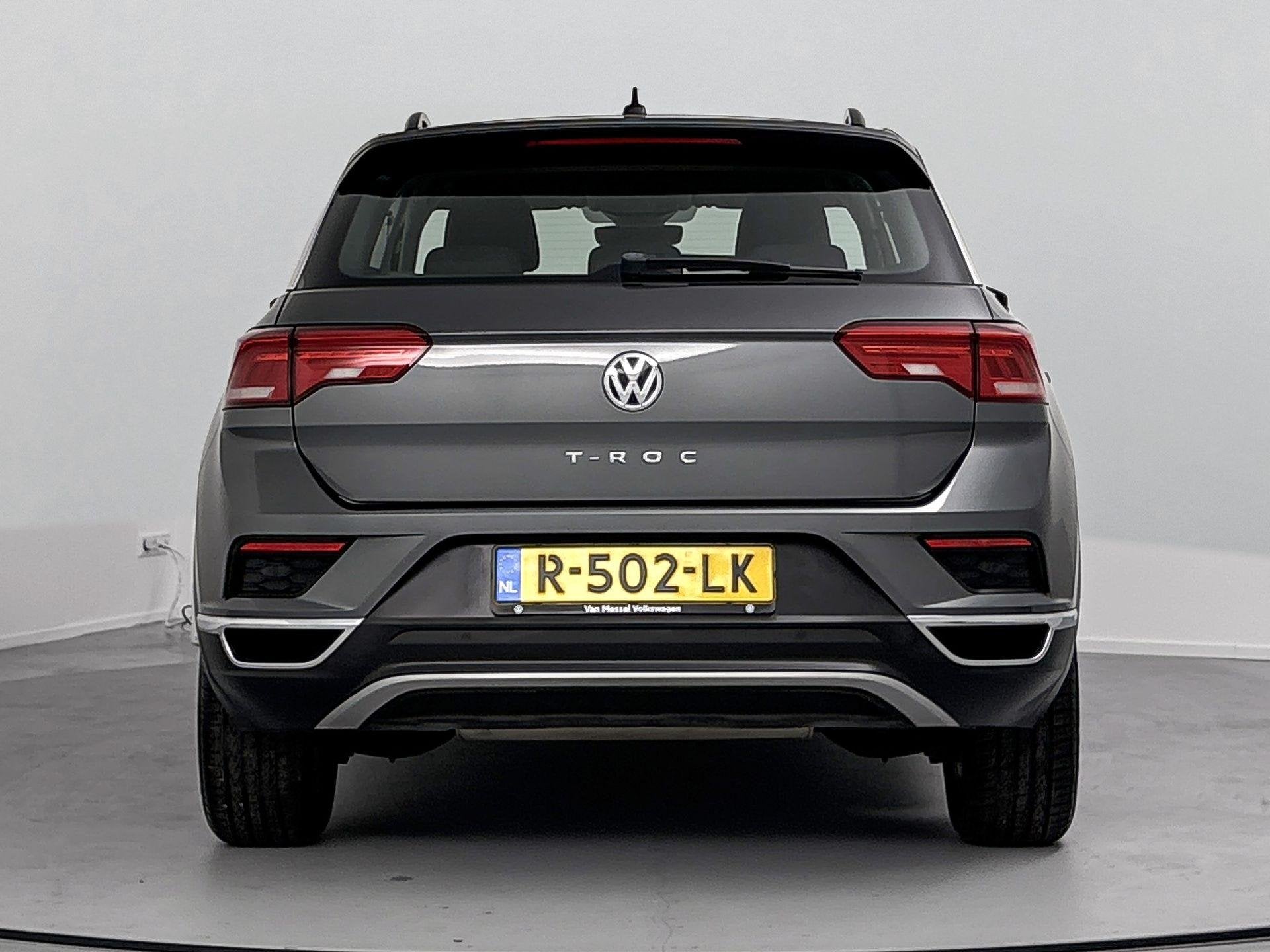 Volkswagen T-Roc 1.5 TSI Sport Airco | Bluetooth | Buitenspi, Voorwielaandrijving, 12 maanden, Stof, 4 cilinders
