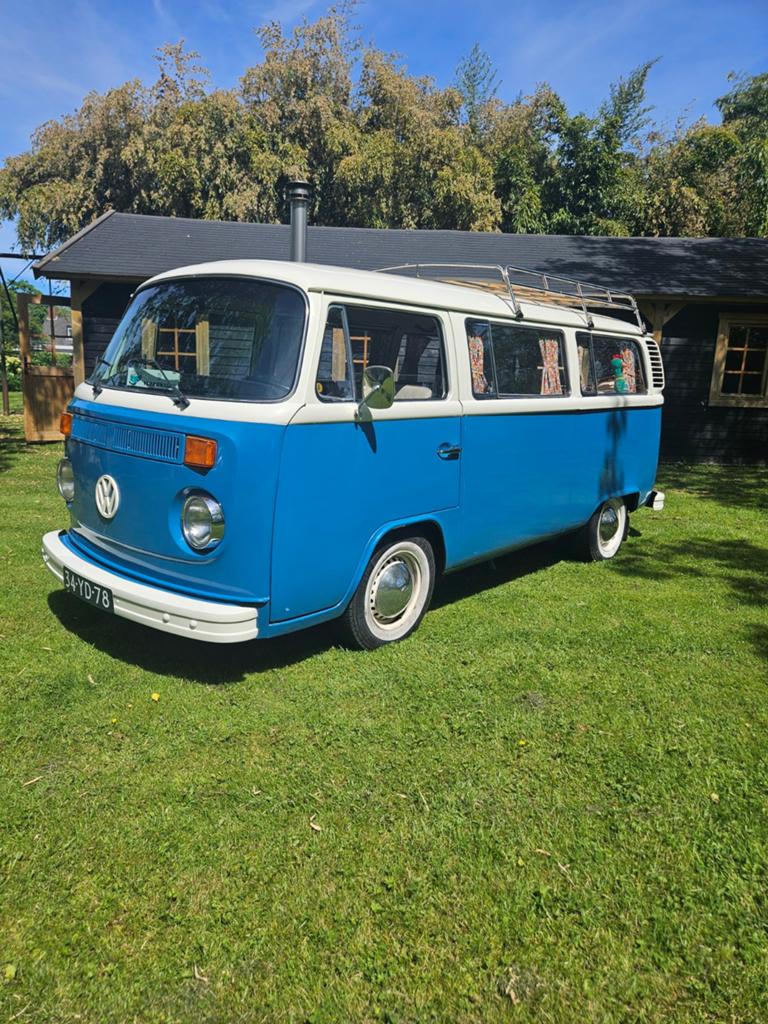 Volkswagen t2 camper 1976, Achterwielaandrijving, Zwart, Wit, Leder