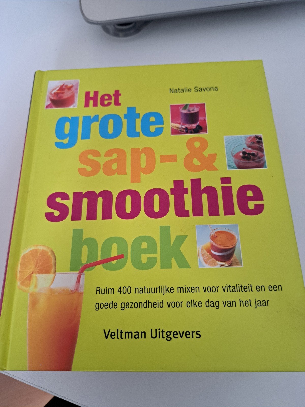 Nathalie Savona - Het Grote Sap- En Smoothieboek, Boeken, Kookboeken, Ophalen of Verzenden, Zo goed als nieuw